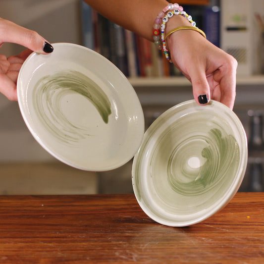 Natural Transparent Plates with Matcha Swirl Set 050