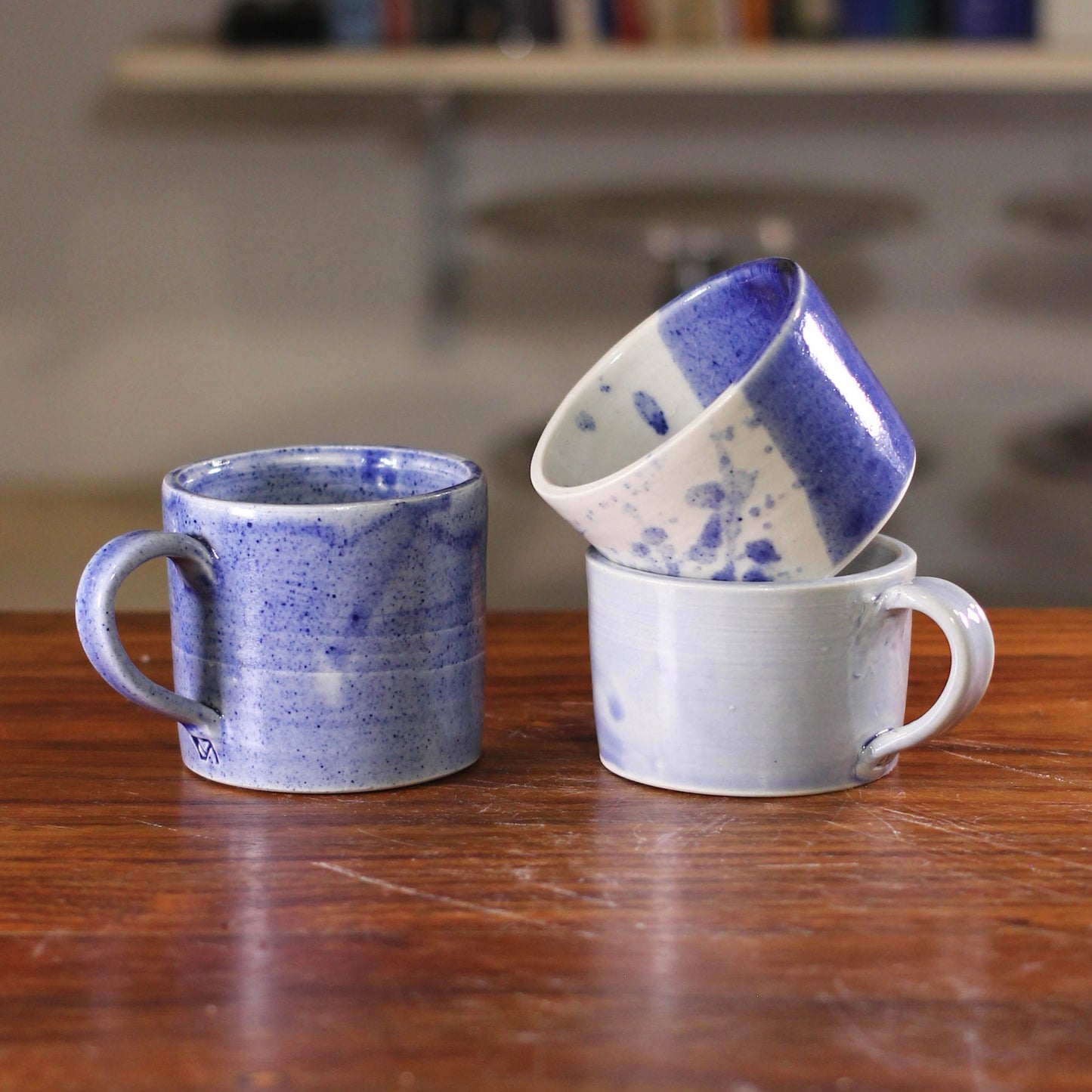 Assorted Blue Cups Set 053